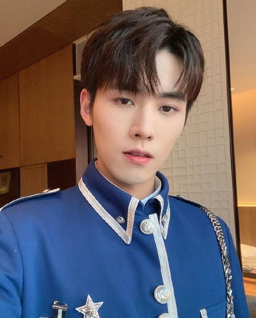 任豪吃瓜组,揭秘娱乐圈幕后风云