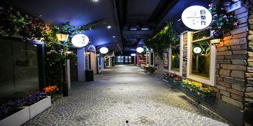 花田小镇乌鲁木齐吃瓜,夏日吃瓜避暑胜地探秘