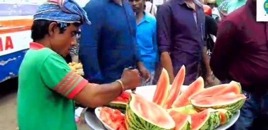 街头俱乐部吃瓜,揭秘吃瓜群众的欢乐盛宴