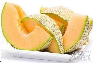 吃哈密瓜可以吃芒果嘛,美味搭配的夏日甜品探索