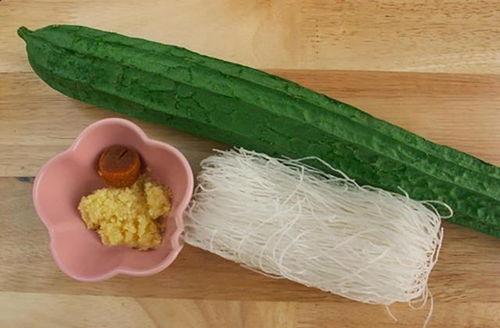 吃胜瓜季节,吃胜瓜季的甜蜜时光”