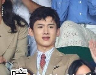 瓜地吃瓜白敬亭