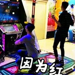 跳舞视频美女吃瓜