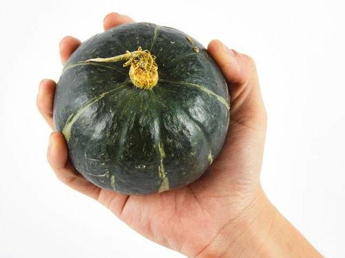 巴掌吃瓜,揭秘娱乐圈的“瓜田”趣事