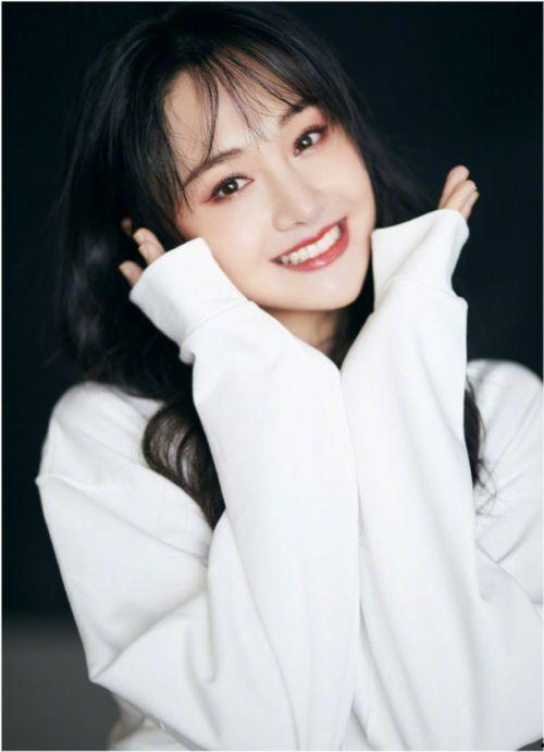 郑爽在线吃瓜图片,揭秘娱乐圈幕后真相