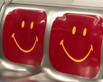 幽默吃瓜文案短句搞笑,吃瓜群众欢乐多